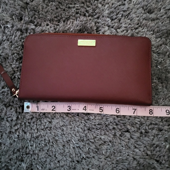 Kate Spade - Picture 9 of 12